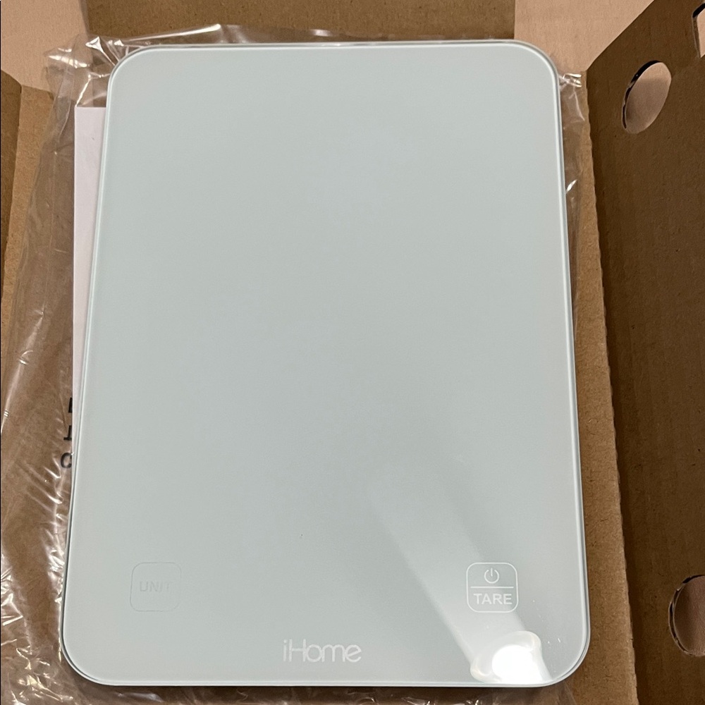iHome Digital Kitchen Scale in white